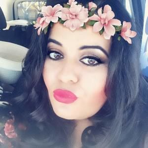 Meet your Posher, Edith